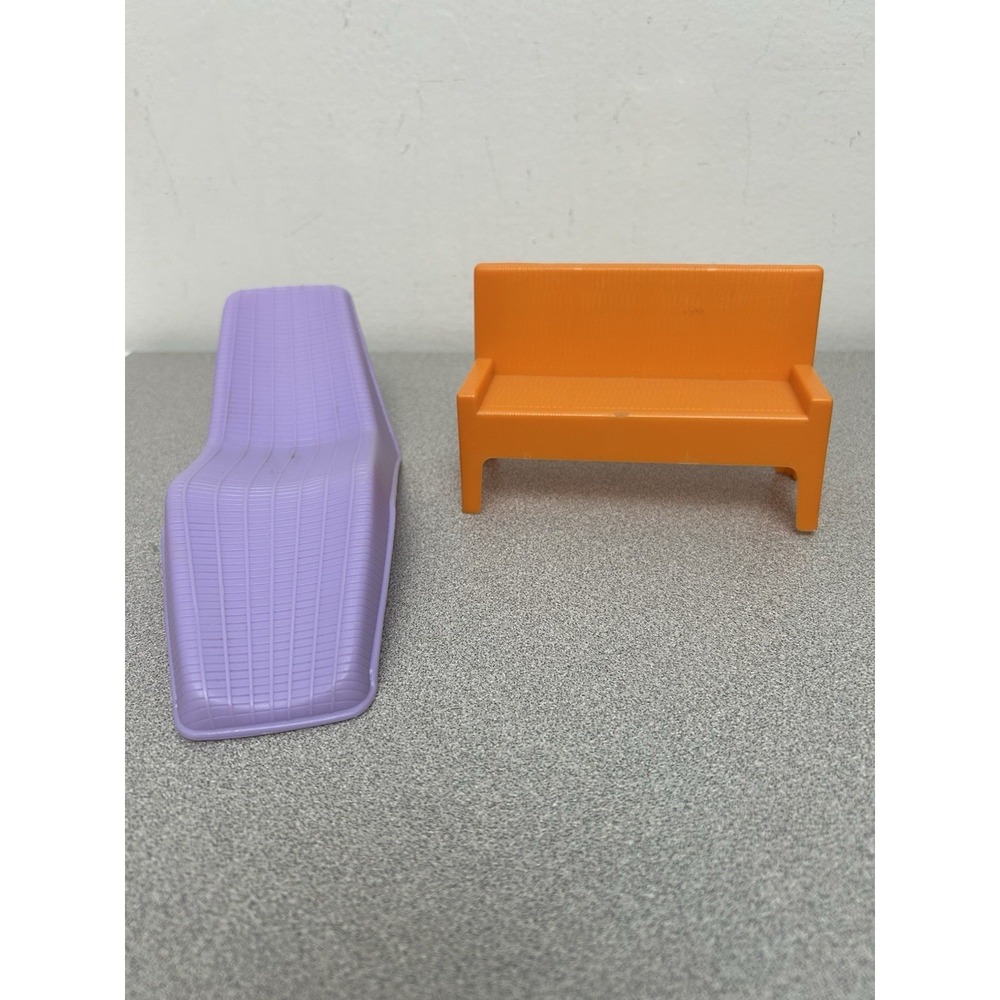 Vtg 1987 Barbie California Dream  Pool Party‎ Chaise Lounge & 1973 Orange Bench